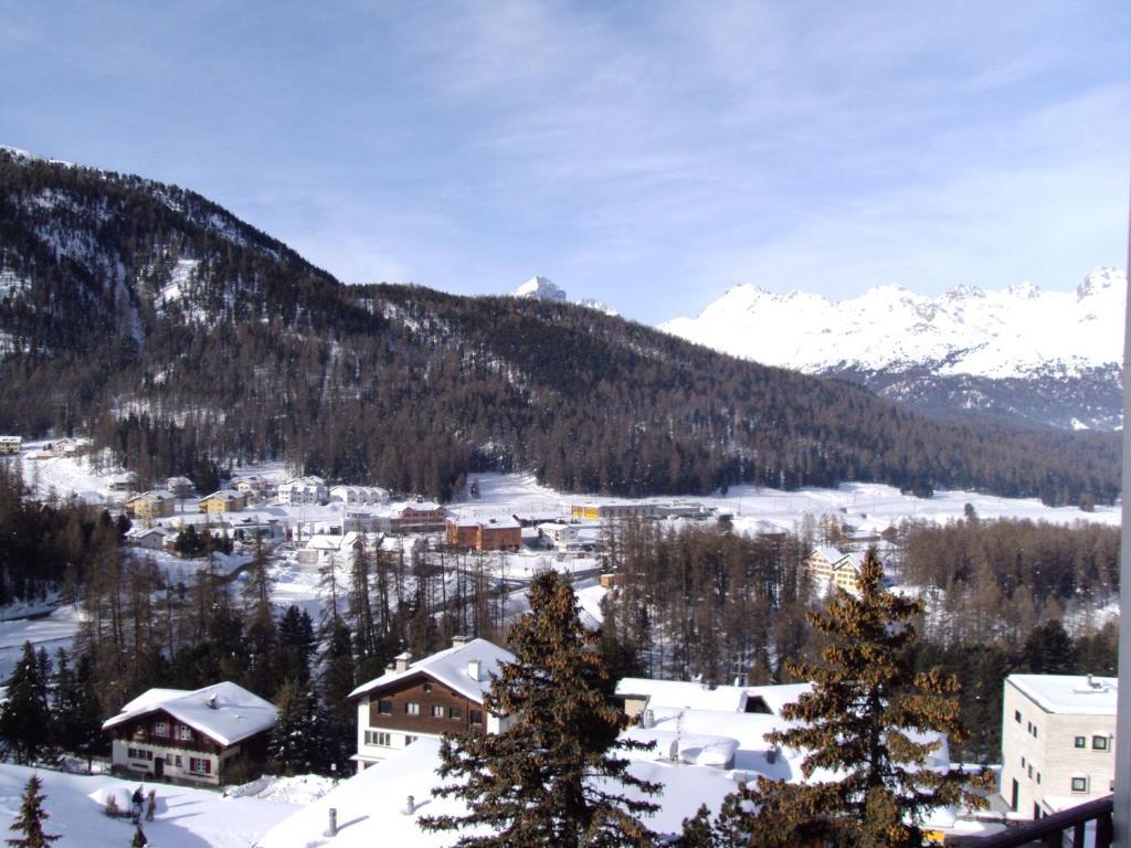 Hotel Post Pontresina Quarto foto